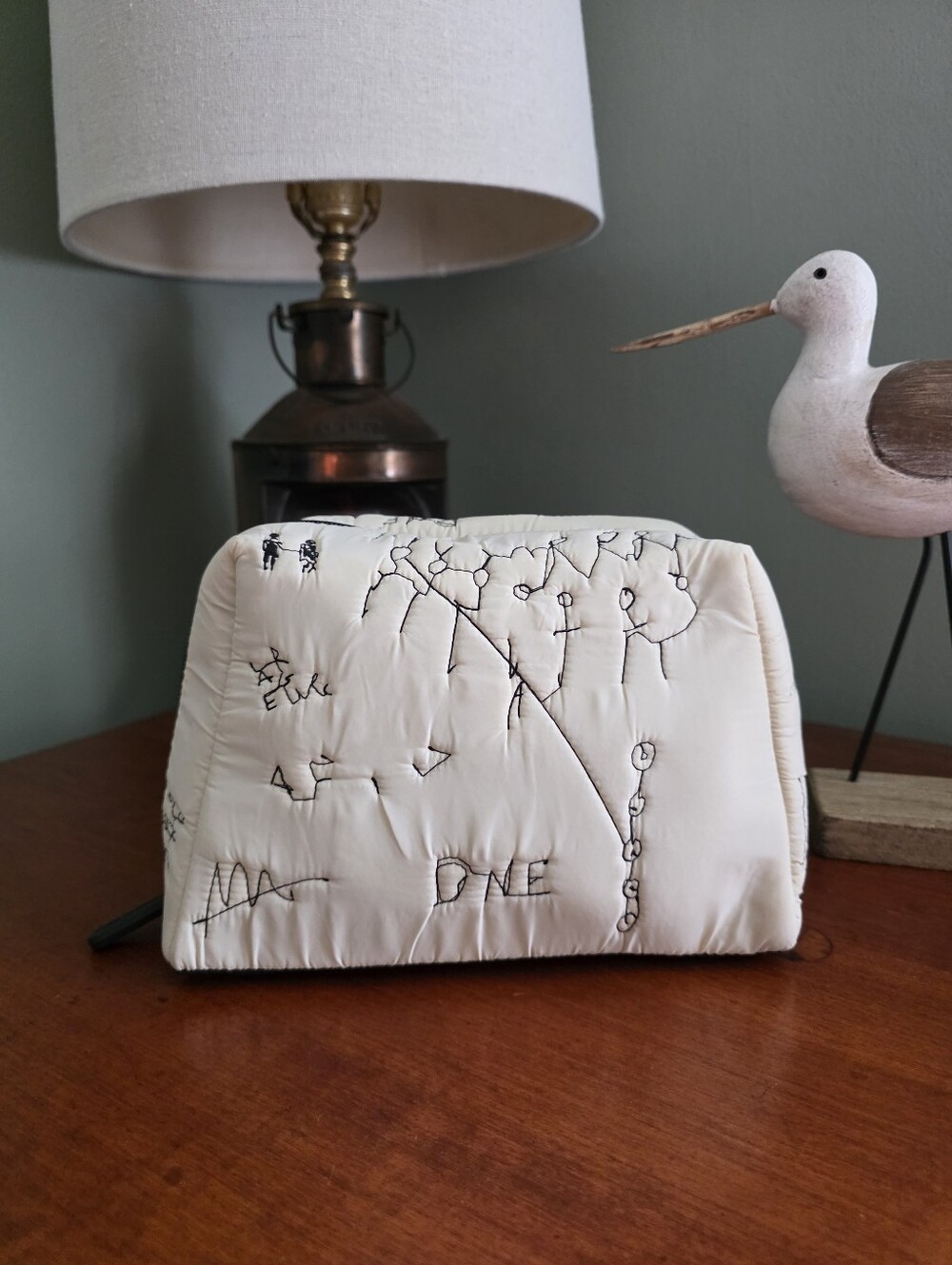 Johnny Was Vega Embroidered Quilted Makeup Bag Cosmetic Case Ivory Black